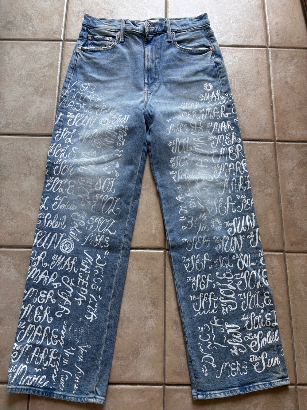 MOTHER Blue Jeans with White Script Print